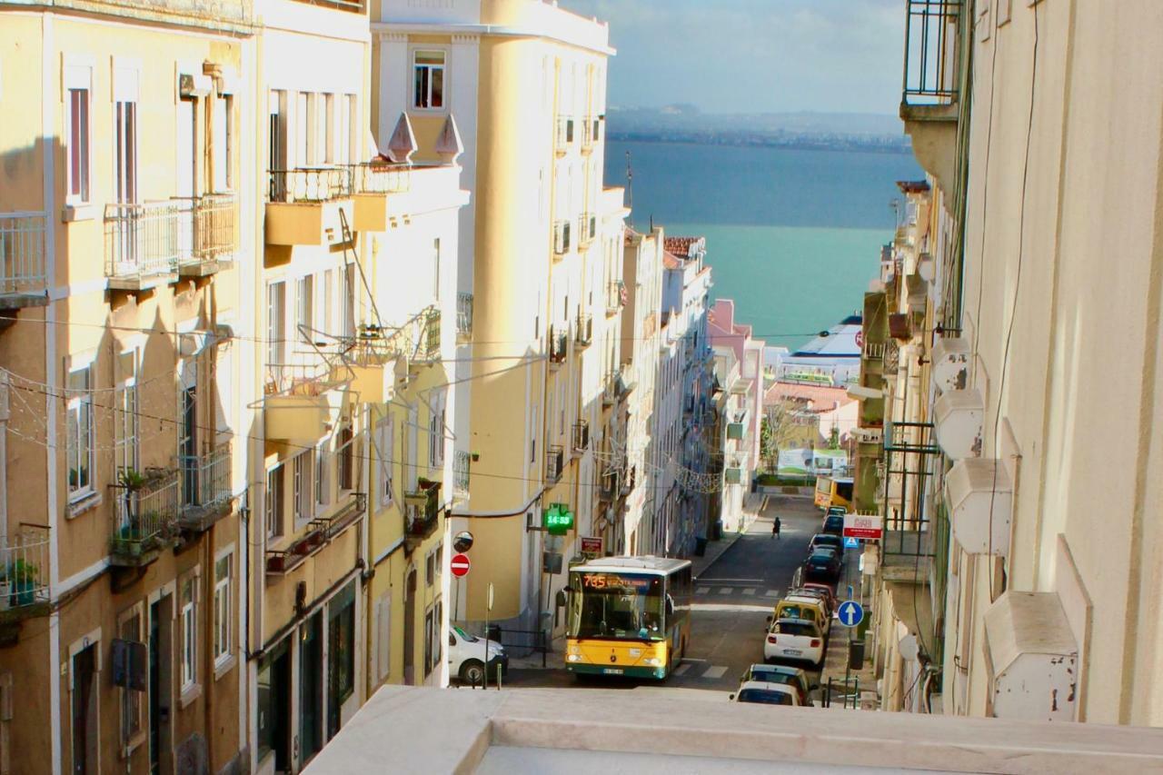 River View Balcony - Historic Center ! Lisboa